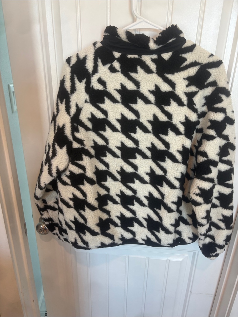 Women's Black & White Houndstooth Teddy Jacket - Picture 3 of 3